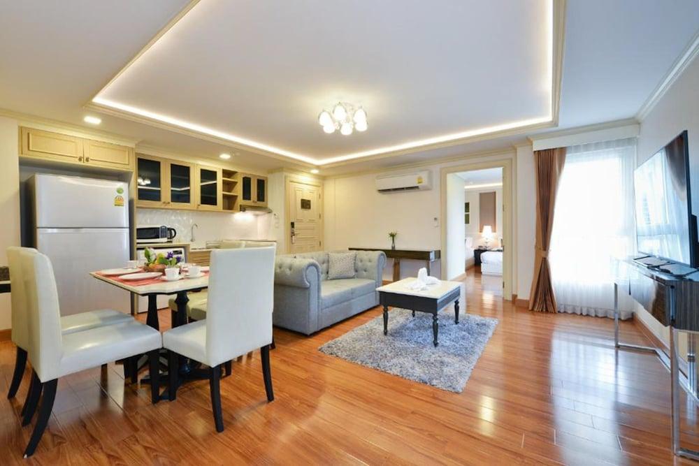 Aspira Hana Executive Apartment Thonglor Bangkok Luaran gambar